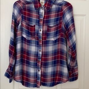 Women’s Plaid Button Down Top
